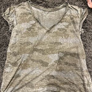 AE camo tee